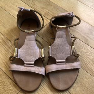 Inuovo Pink Leather Sandals